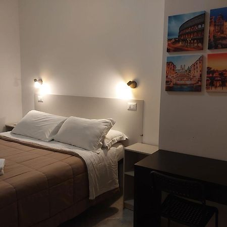 Modular King Suite - Intera Suite Vicino Aeroporto E Fiera Di Roma ฟิวมิชีโน ภายนอก รูปภาพ