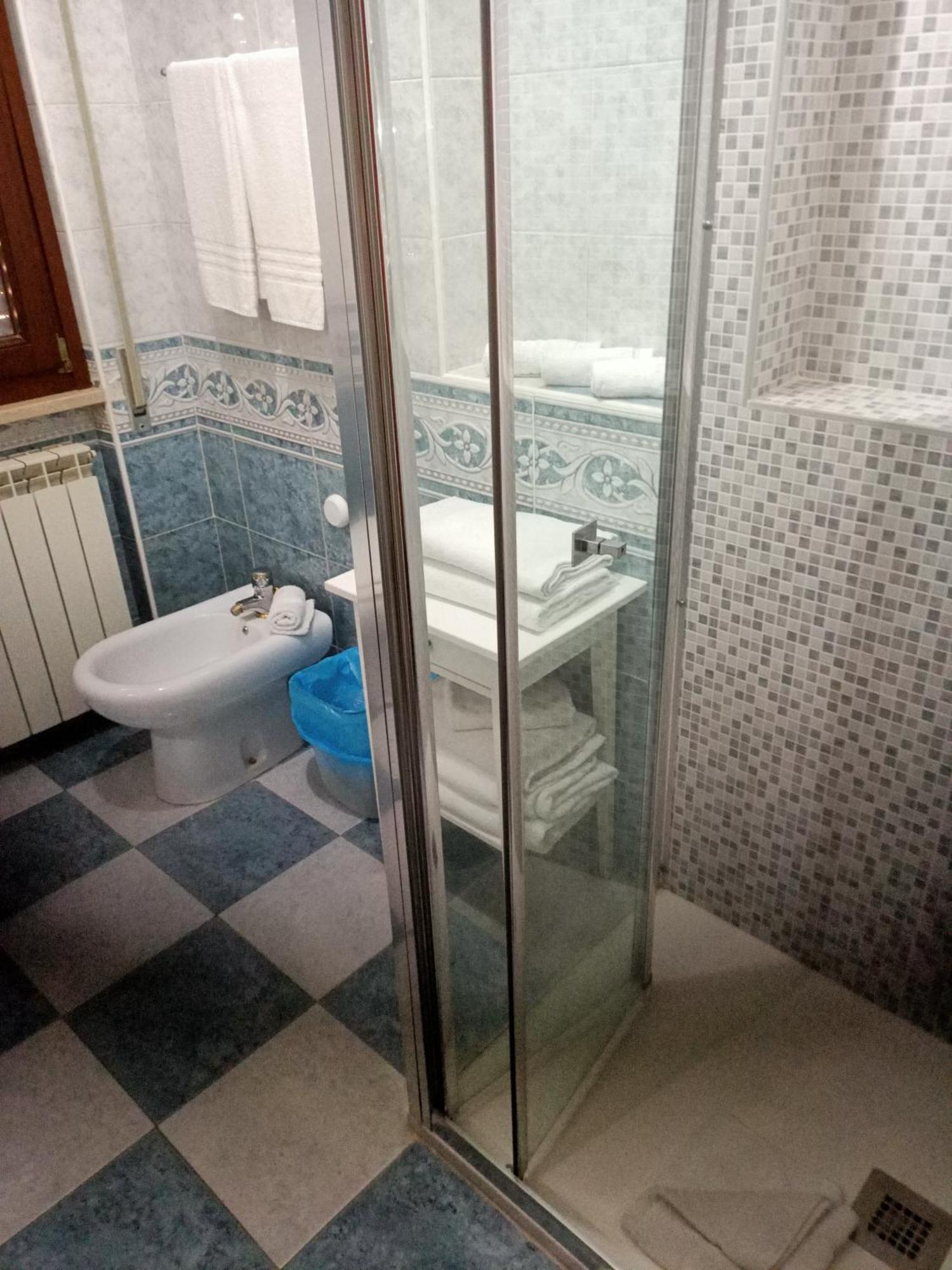 Modular King Suite - Intera Suite Vicino Aeroporto E Fiera Di Roma ฟิวมิชีโน ภายนอก รูปภาพ